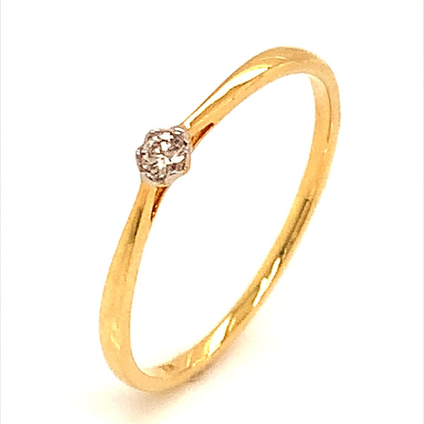 (SOFIA) Anillo con diamantes en oro amarillo 10k  ANTES: $209.00