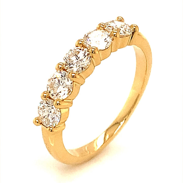 (LD) Banda con diamante en oro amarillo 14k  ANTES: $1,350.00