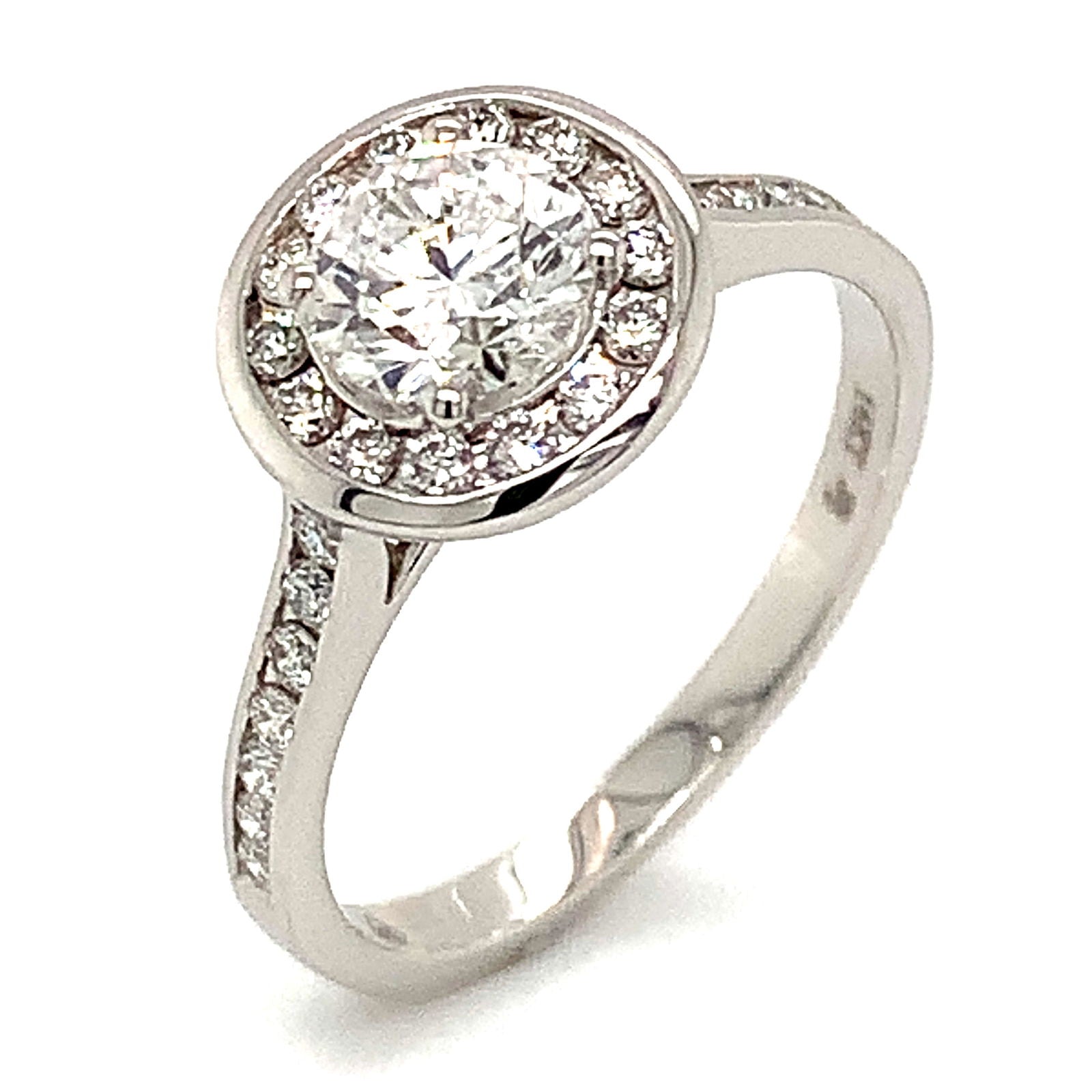 LD) Anillo con diamantes de laboratorio en oro blanco