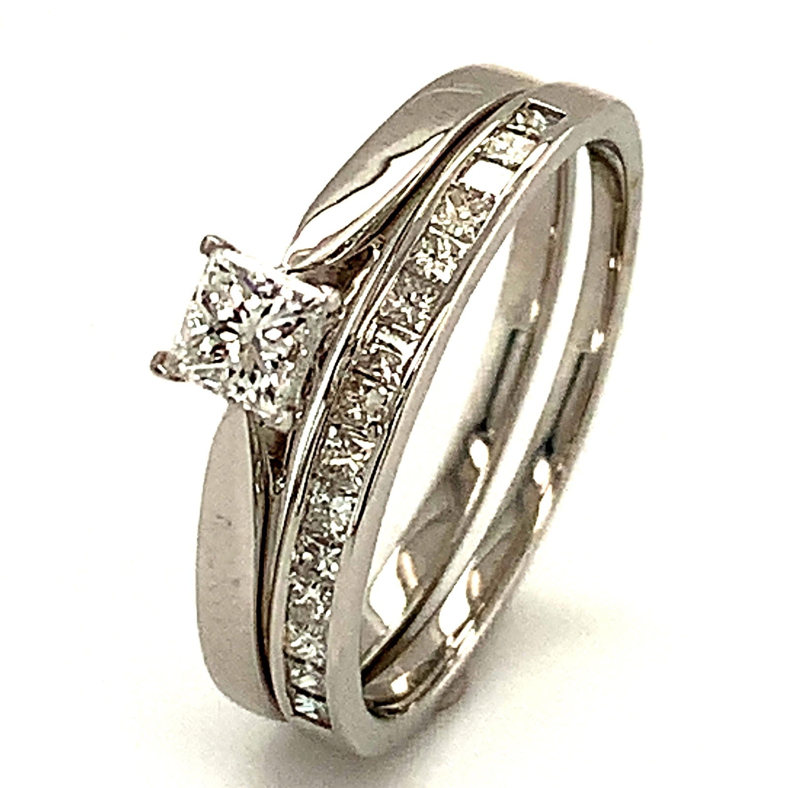 SOFIA) Set de anillos con diamantes en oro blanco 10k – DGjoyeros - Main Image