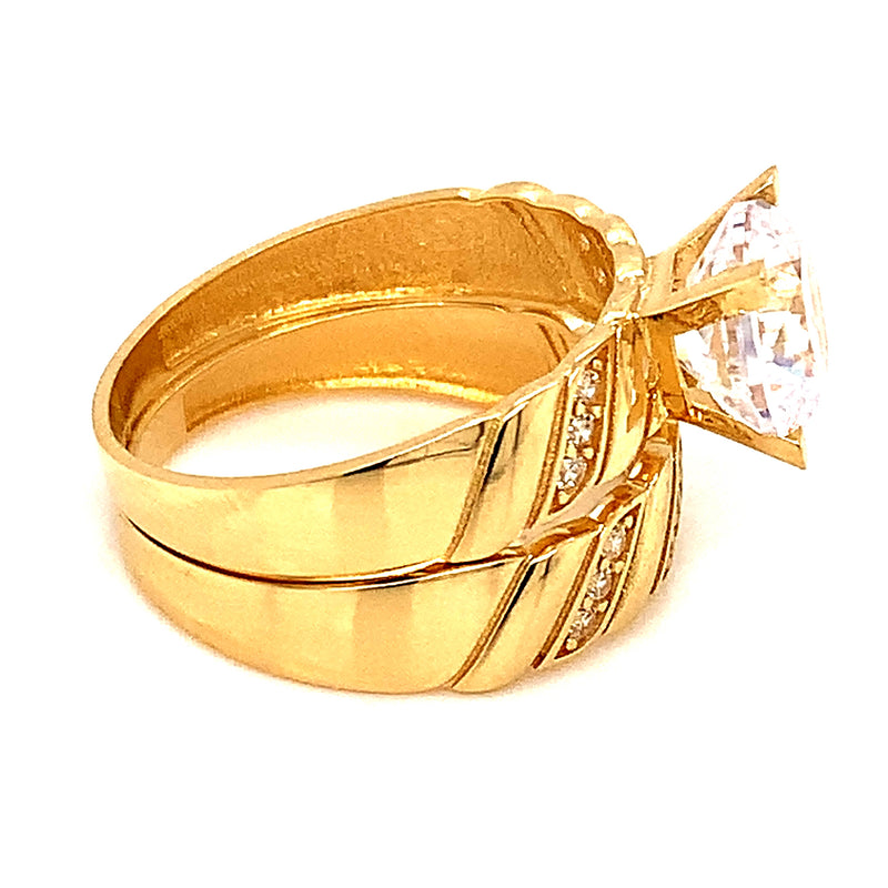 Set de anillos con circón en oro amarillo 18kt.