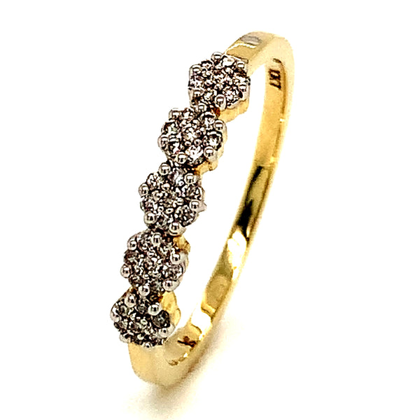 (SOFIA) Anillo (5 flores) con diamantes en oro amarillo 10k  ANTES: $299.00