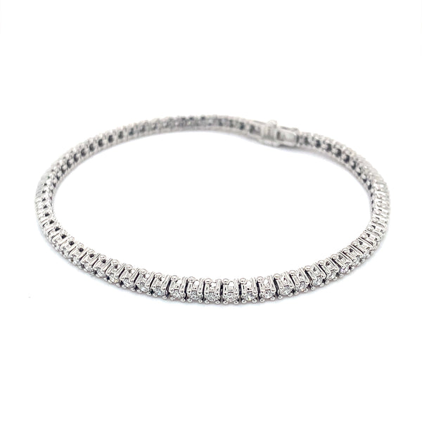 (LD) Pulsera (tennis) con diamantes de laboratorio en oro blanco 14kt.