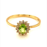 Anillo con peridoto y diamantes en oro amarillo 10KT