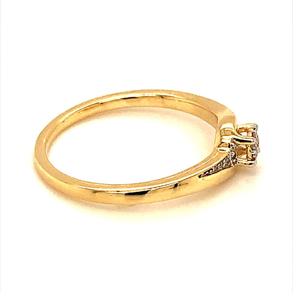 (SOFIA) Anillo con diamantes en oro amarillo 10k  ANTES: $299.00