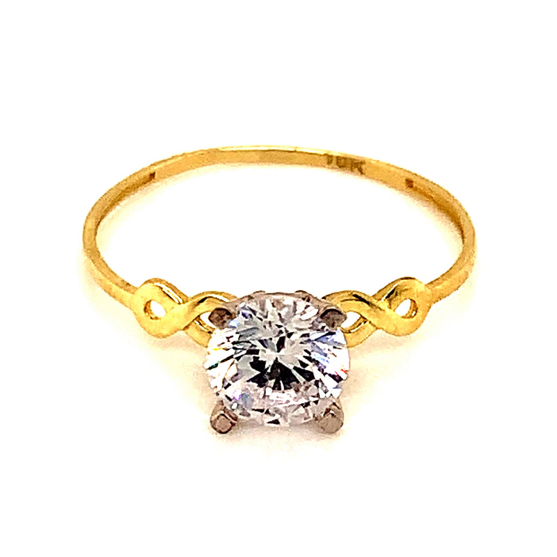 Anillo con circones en oro amarillo 10kt.