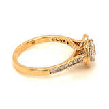 (LD) Anillo con diamantes de laboratorio en oro amarillo 14kt.