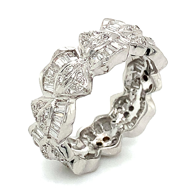 Anillo con diamantes en oro blanco 14kt