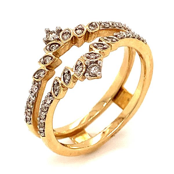 (SOFIA) Bandas con diamantes en oro amarillo 10kt.