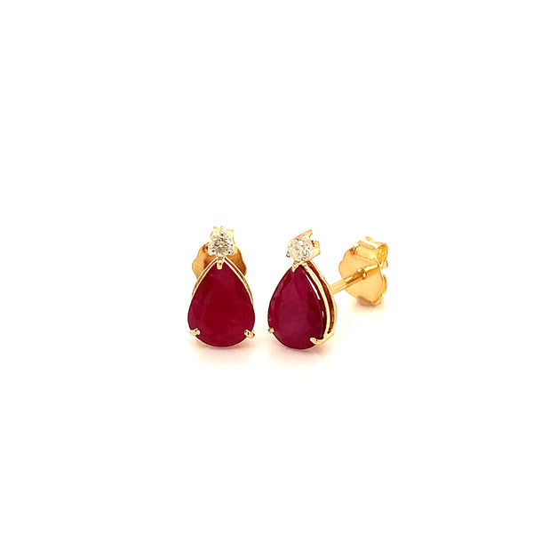 Aretes de rubi en oro amarillo 18k