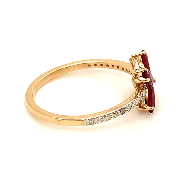 Anillo de rubí en oro amarillo 18k