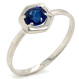 Anillo de zafiros en oro blanco 18k