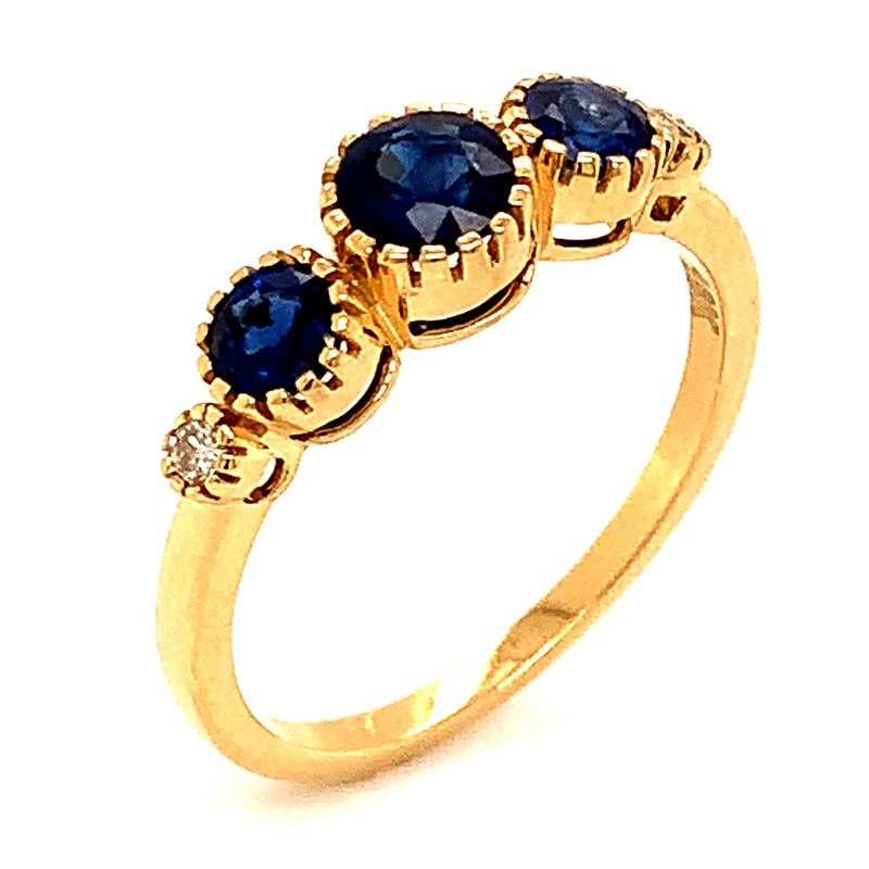 Anillo de zafiros en oro amarillo 18k