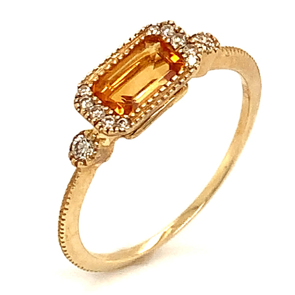 Anillo de citrino en oro amarillo 10kt.