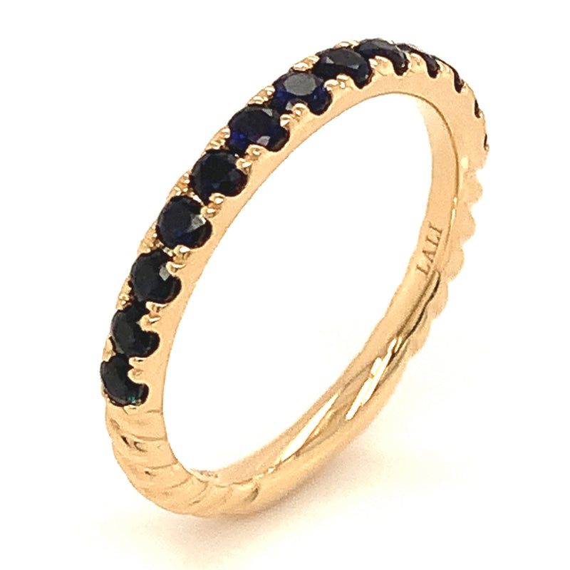 Anillo de zafiro en oro amarillo 14k