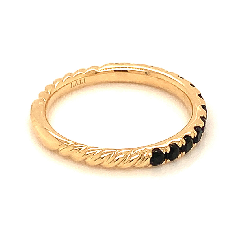 Anillo de zafiro en oro amarillo 14k