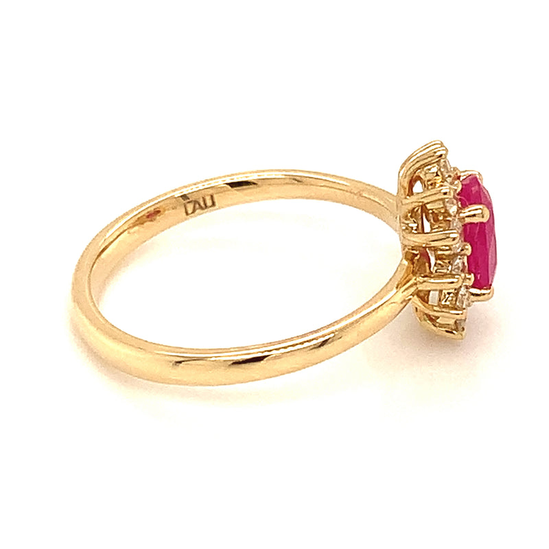 Anillo de rubi en oro amarillo 14k.