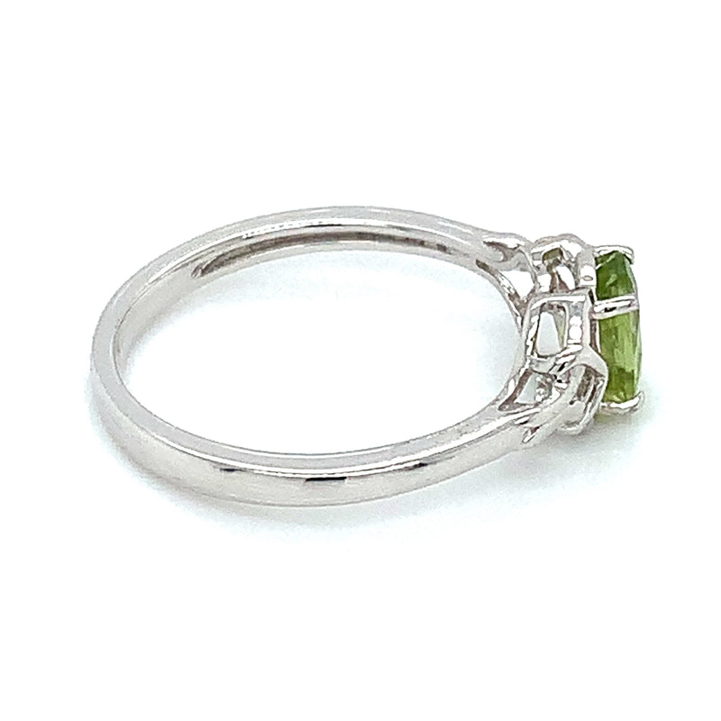 Anillo de cuarzo peridoto en plata 925