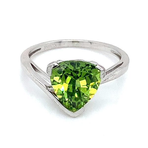 Anillo de cuarzo peridoto en plata 925