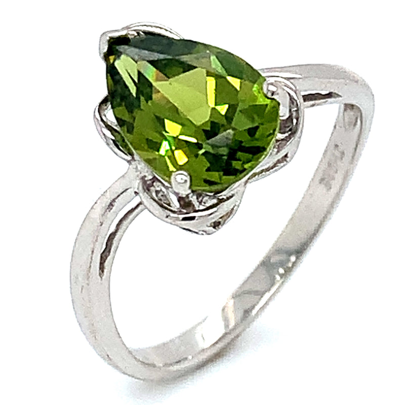 Anillo de cuarzo peridoto en plata 925