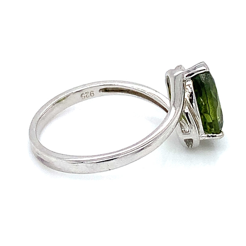 Anillo de cuarzo peridoto en plata 925