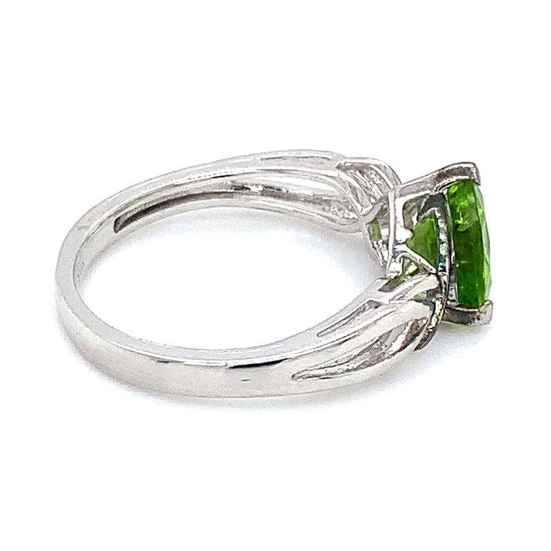 Anillo de cuarzo peridoto en plata 925