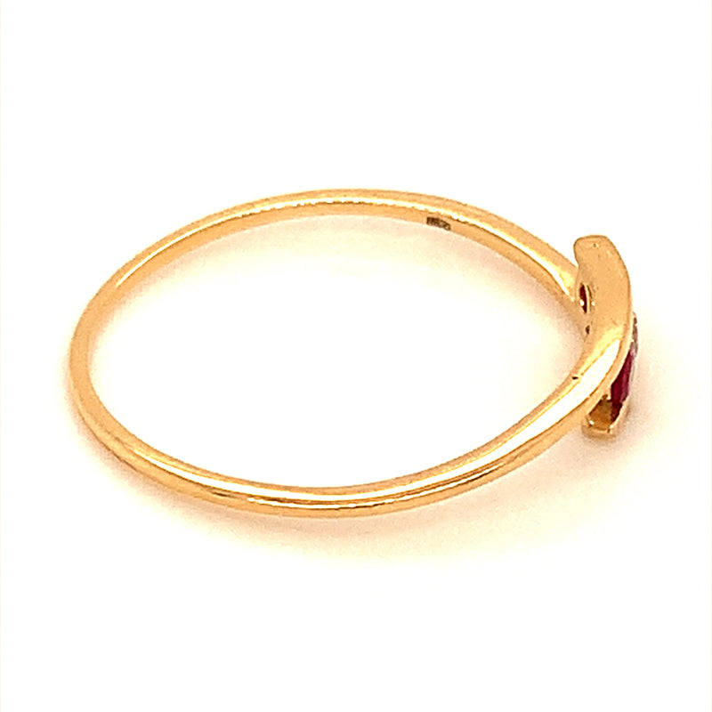 Anillo con rubí en oro amarillo 18kt.