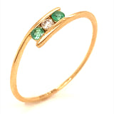 Anillo con esmeralda en oro amarillo 18kt.