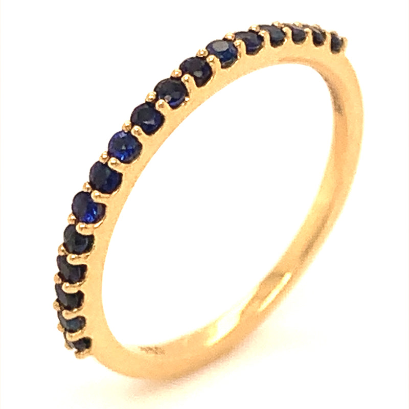 Anillo de zafiro en oro amarillo 18k