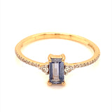 Anillo de zafiro en oro amarillo 18k