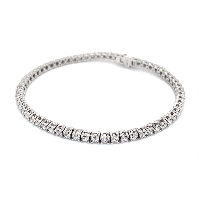 (LD) Pulsera (tennis) con diamantes de laboratorio en oro blanco 14kt.