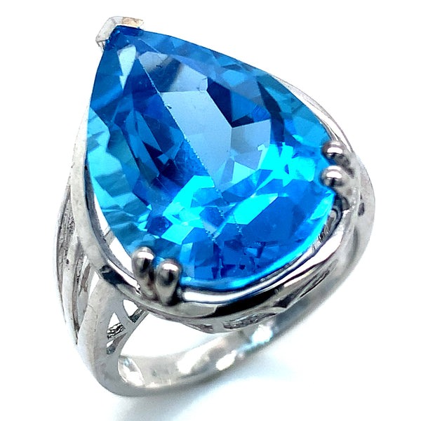 Anillo de cuarzo azul en plata 925