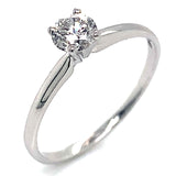 (MIA) Anillo con diamante en oro blanco 18kt.