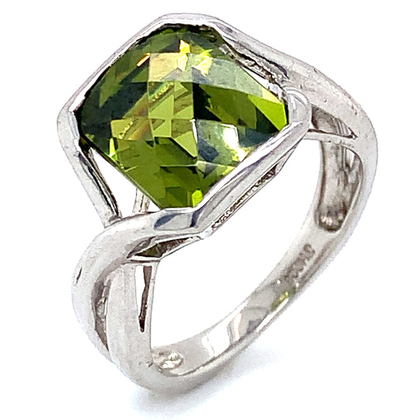 Anillo de cuarzo peridoto en plata 925