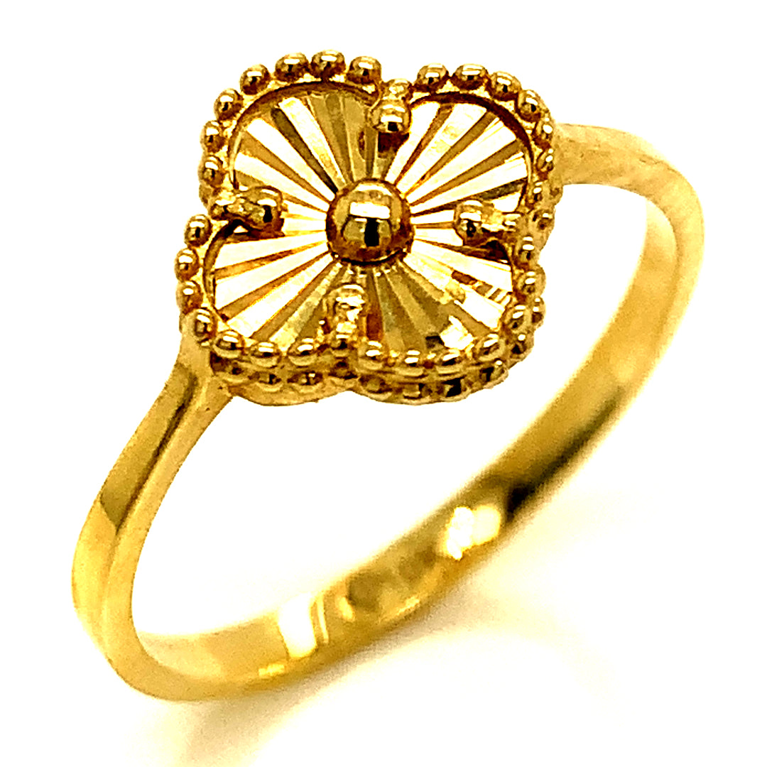 Anillo (trébol) en oro amarillo 10kt.