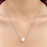 Collar de perlas en oro blanco 14Kt. 45cm