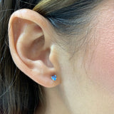 Aretes para Bebes (corazón) con circones en oro amarillo 14kt. (Diciembre)
