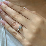(LD) Anillo con diamante de laboratorio en oro blanco 14kt. D-1.17CTS.