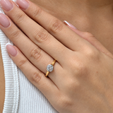 (LD) Anillo con diamante de laboratorio en oro amarillo 14kt. D-0.65Cts.