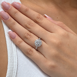 (LD) Anillo con diamantes de laboratorio en oro blanco 14kt. D-1.38Cts.