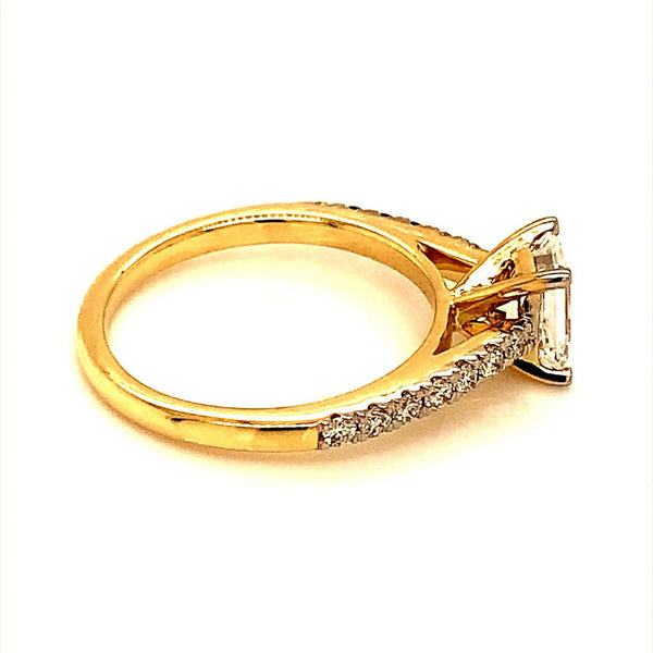 (LD) Anillo con diamante de laboratorio  en oro amarillo 14kt. - DGjoyeros