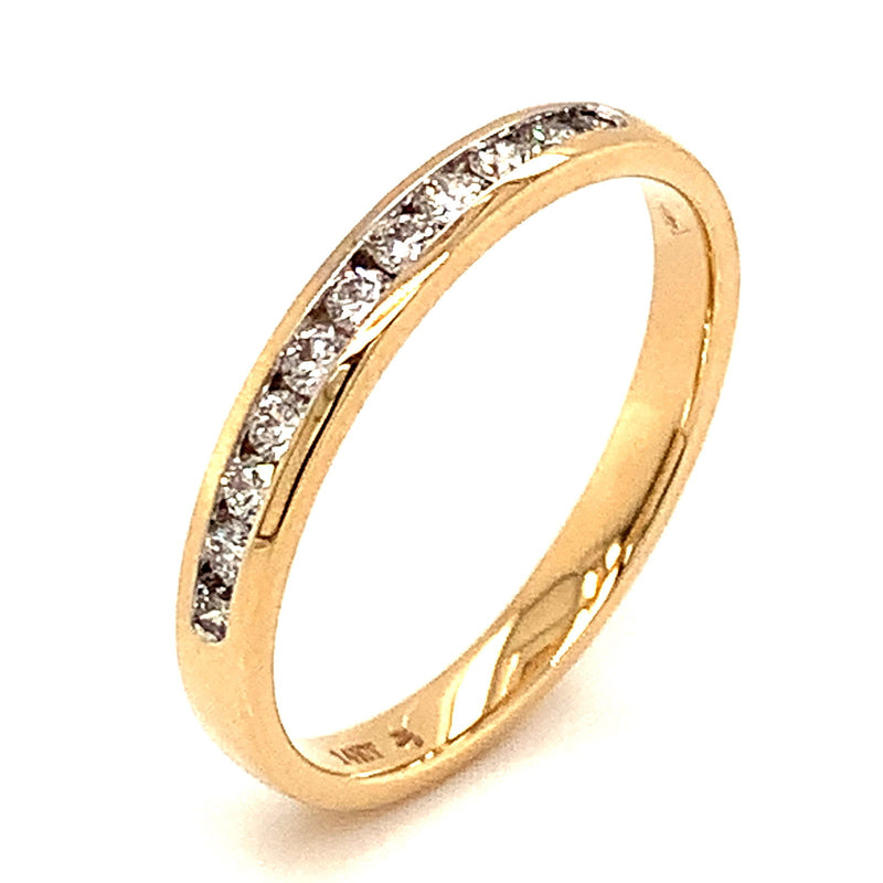 (LD) Banda con diamantes de laboratorio en oro amarillo 14kt. - DGjoyeros