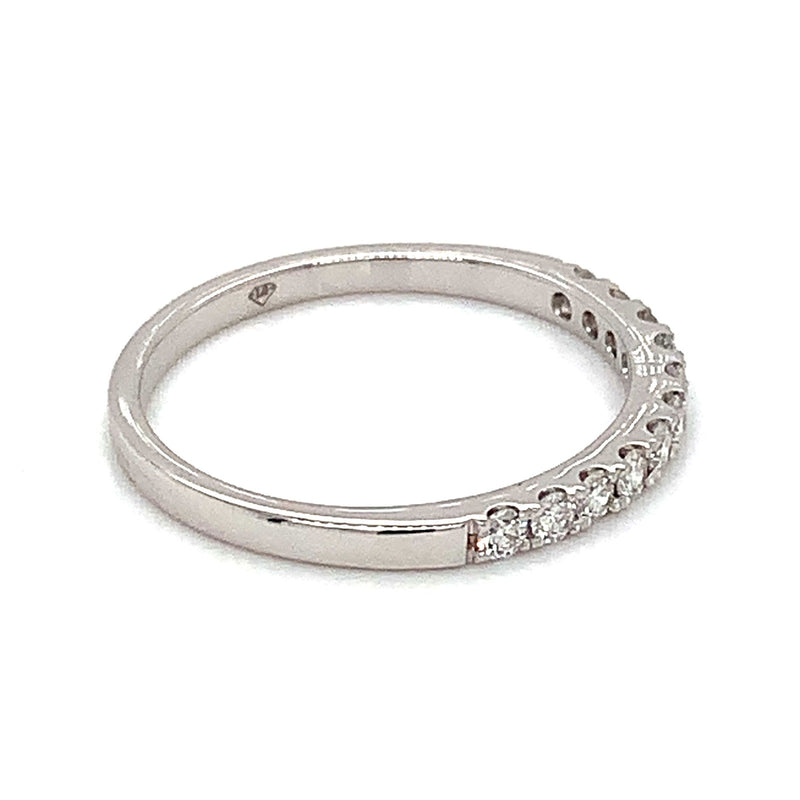 (LD) Banda con diamantes de laboratorio en oro blanco 14kt. - DGjoyeros