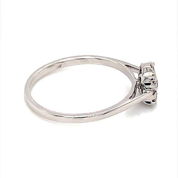 (MIA) Anillo con diamante en oro blanco 18kt. - DGjoyeros