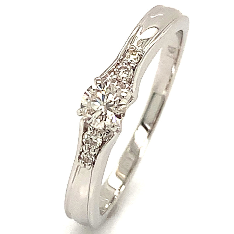 (MIA) Anillo con diamantes en oro blanco 18kt. - DGjoyeros