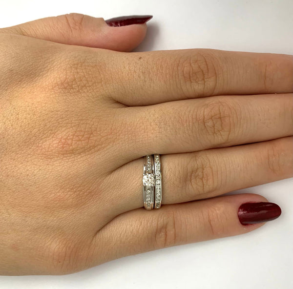 (MIA) Set de anillos con diamantes en oro blanco 18k - DGjoyeros