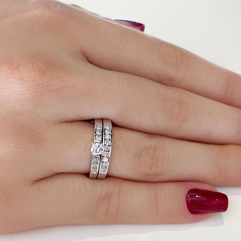 (MIA) Set de anillos con diamantes en oro blanco 18k - DGjoyeros