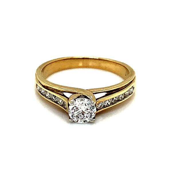 (SOFIA) Anillo con diamantes en oro amarillo 10kt. - DGjoyeros