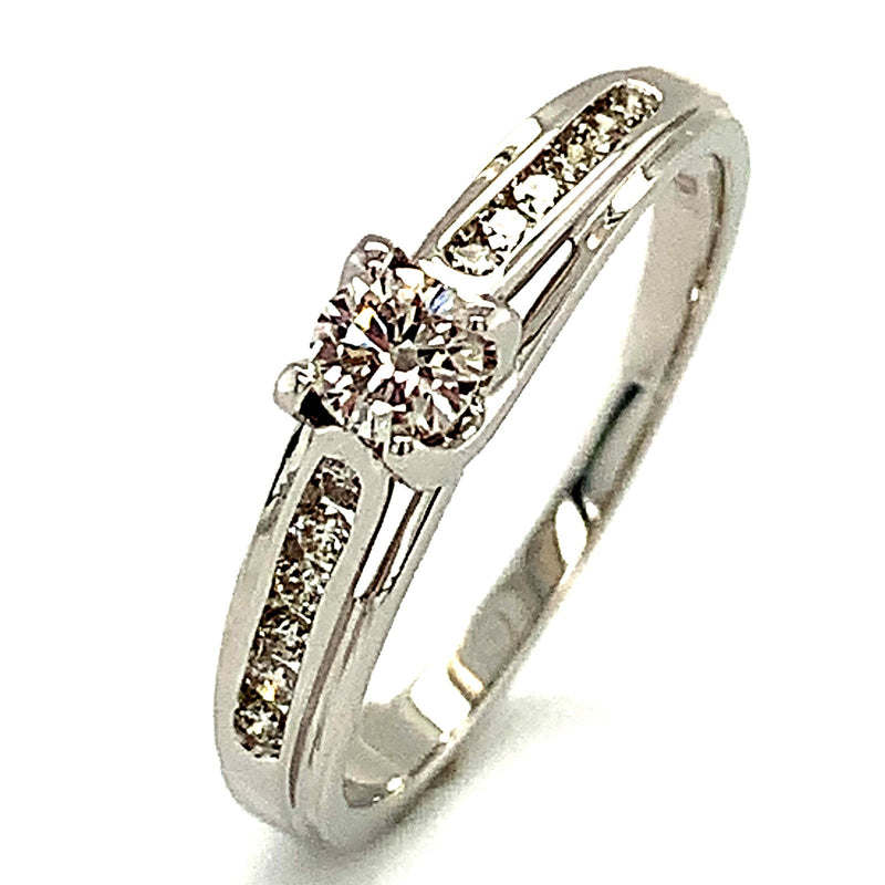 (SOFIA) Anillo con diamantes en oro blanco 10k - DGjoyeros