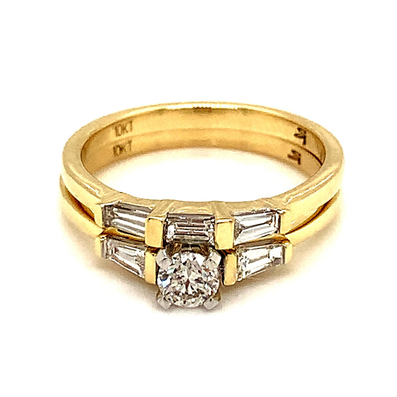 (SOFIA) Set de anillos con diamantes en oro amarillo 10Kt. - DGjoyeros